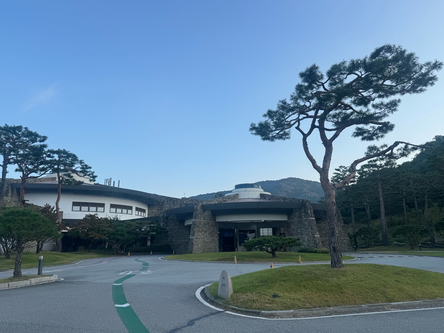 Post image 1